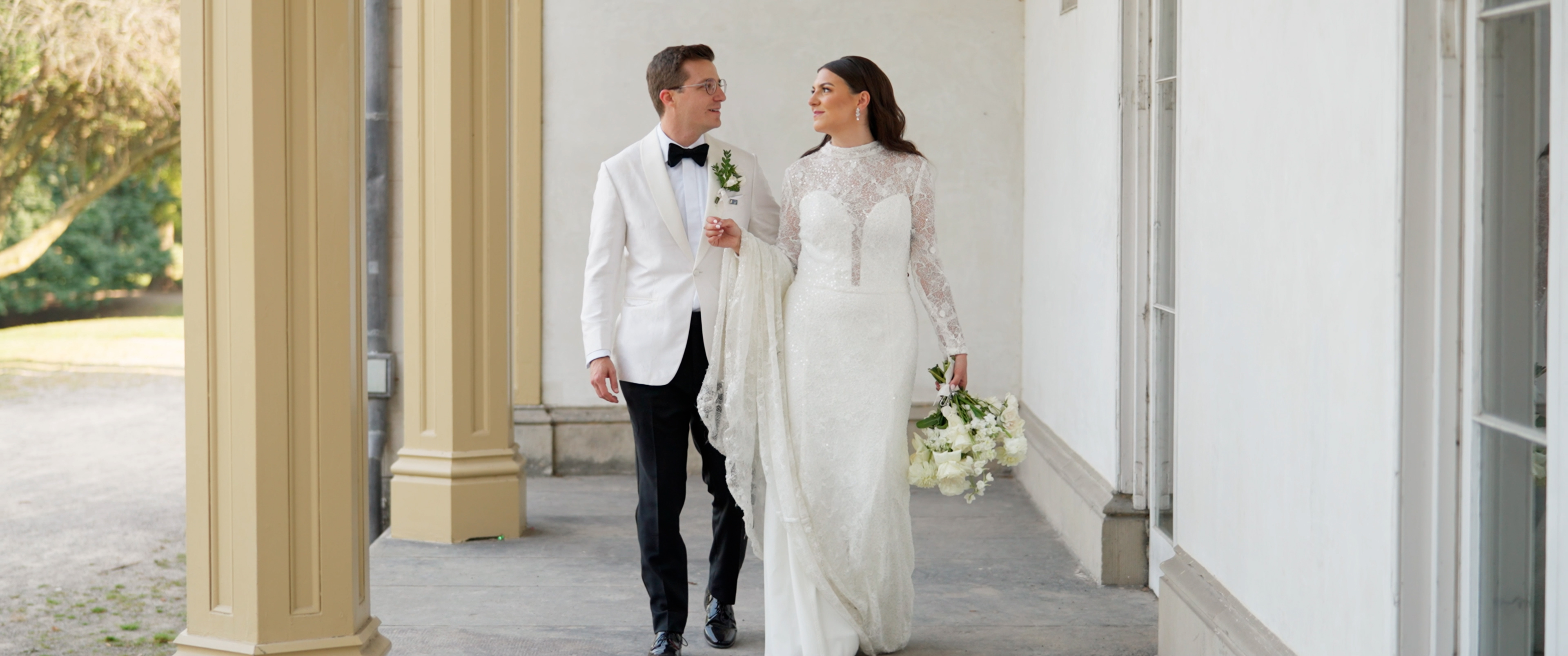 Couple at colonnade
